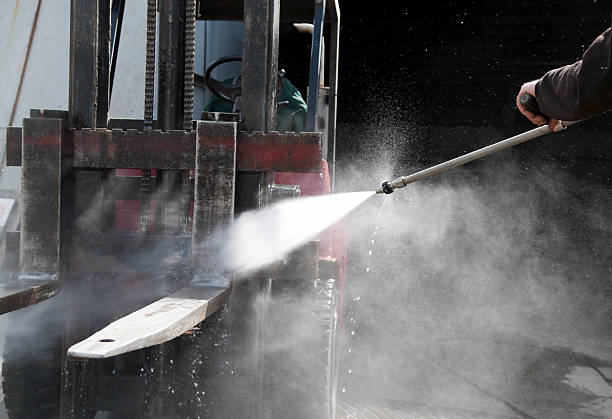 Best Residential Pressure Washing Services  in Maine, WI